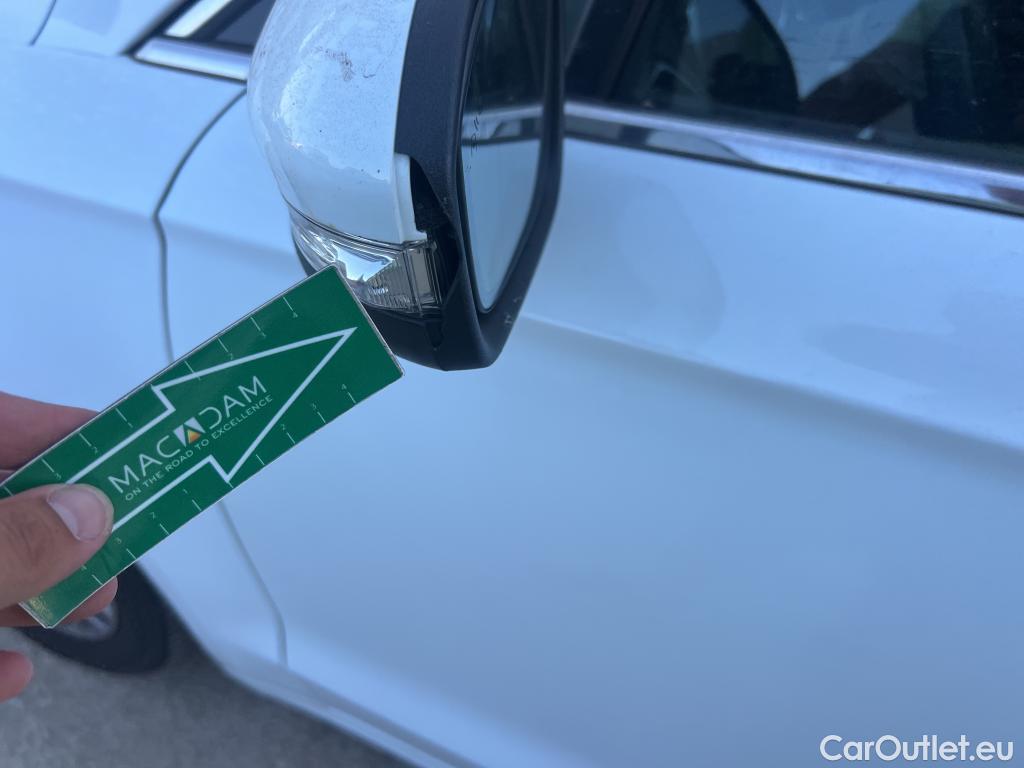  Ford  Mondeo FORD  / 2014 / 5P / berlina con portón 2.0 TDCi 110kW/150CV Titanium PowerShift #14