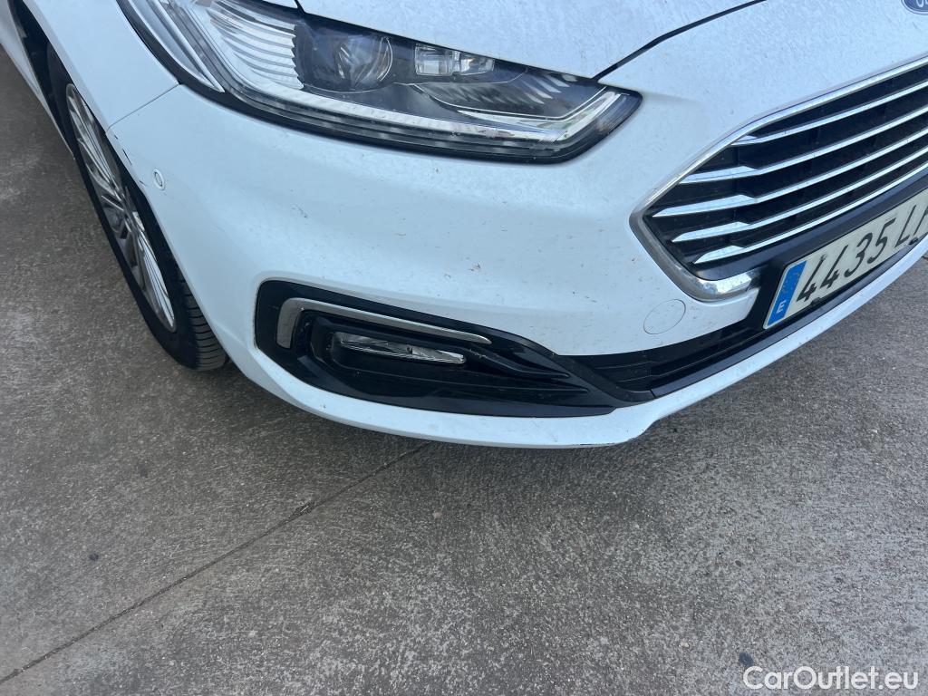  Ford  Mondeo FORD  / 2014 / 5P / berlina con portón 2.0 TDCi 110kW/150CV Titanium PowerShift #17