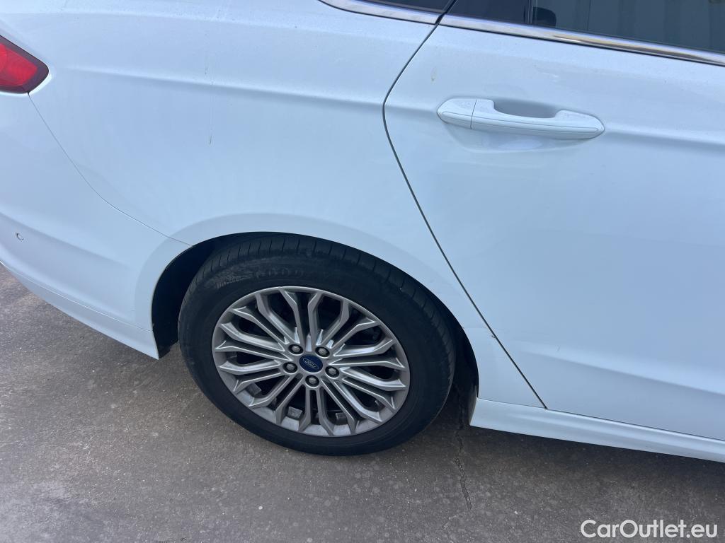  Ford  Mondeo FORD  / 2014 / 5P / berlina con portón 2.0 TDCi 110kW/150CV Titanium PowerShift #5