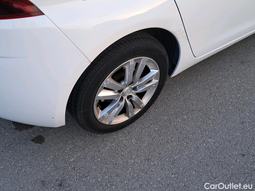  Peugeot  308  Active Pack 1.5 HDi 130CV MT6 E6d #11