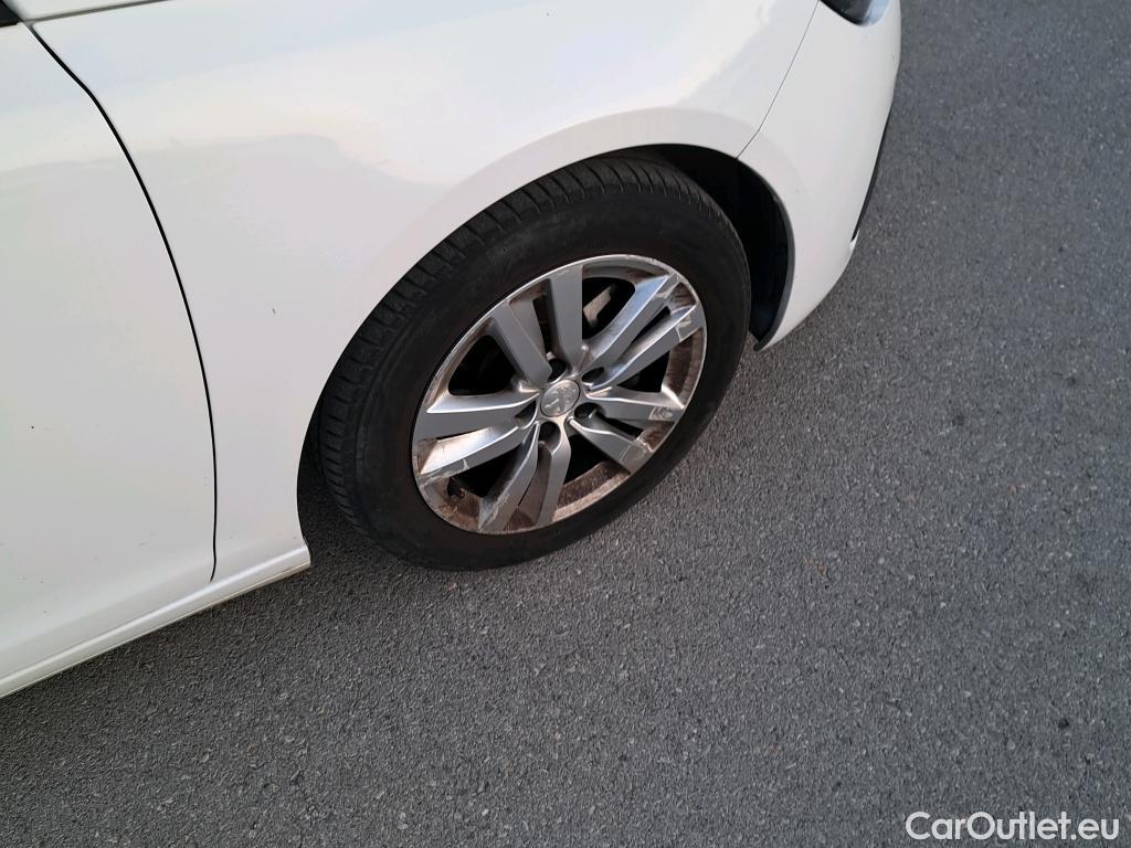  Peugeot  308  Active Pack 1.5 HDi 130CV MT6 E6d #13