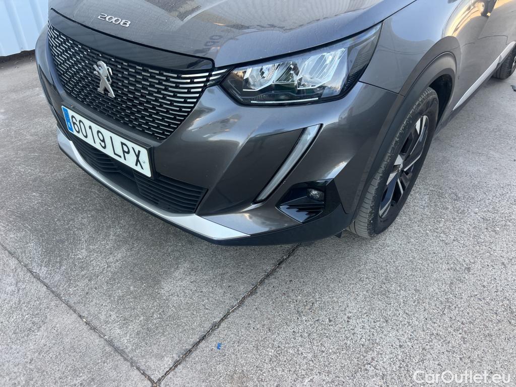  Peugeot  2008  Allure Pack 1.2 PureTech 130CV AT8 E6d #16