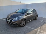  Peugeot  208 PEUGEOT  / 2015 / 5P / berlina con portón 5P Signature 1.2L PureTech 81KW (110CV) (AC) 