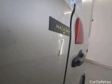  Renault  Trafic Renault Trucks Master 3T5 FWD 150E6 - L2H2 Red Edition Automaat 4d #39