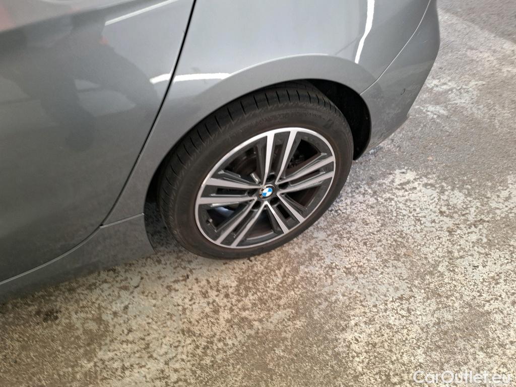  Bmw  Serie 1 Série 1 Berline 116 d Business Design 1.5 115CV BVA7 E6d #32