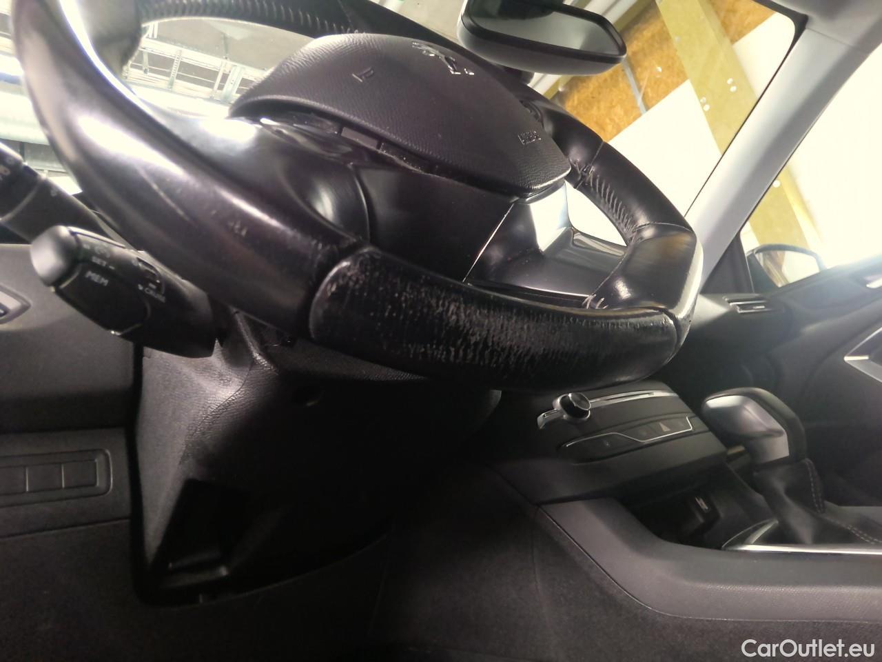  Peugeot  308  SW HDi 120 Active Aut. #5