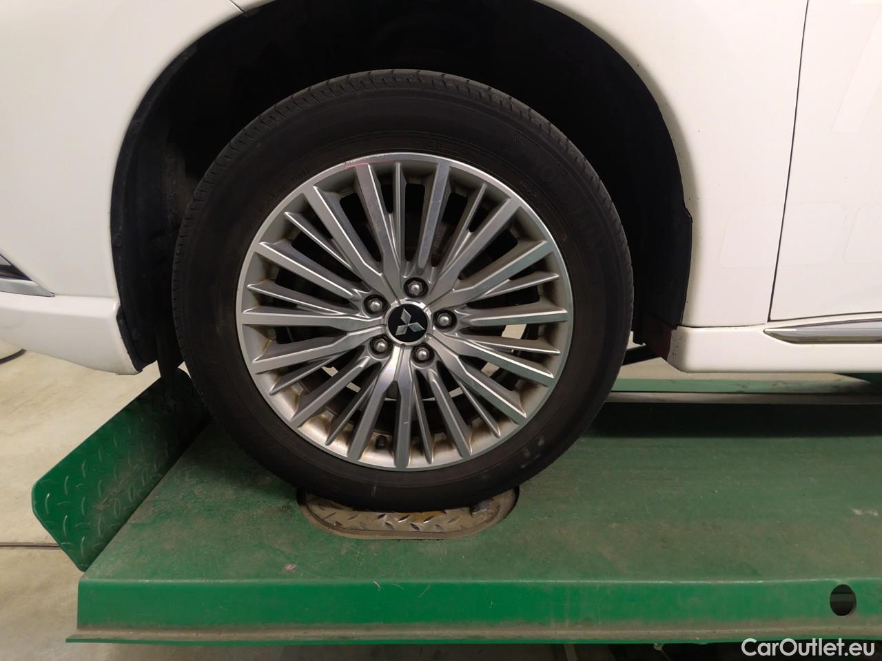  Mitsubishi  Outlander Outl.PHEV 4WD Business #4
