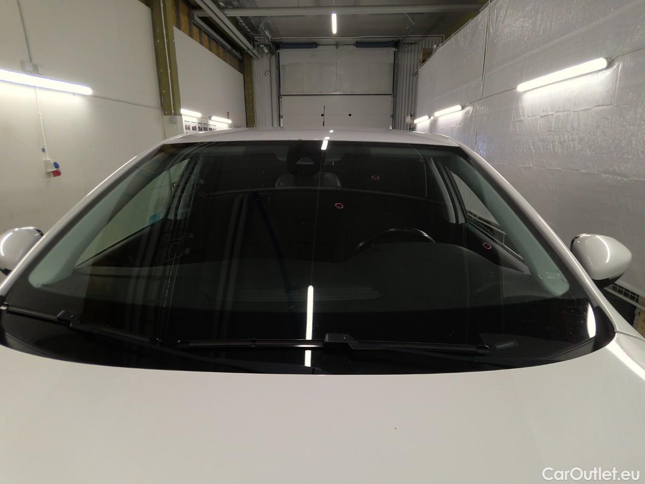  Peugeot  308  SW HDi 120 Active Aut. #25