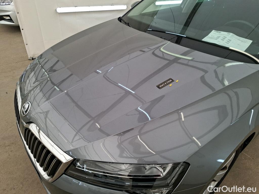  Skoda  Superb  Break Business 2.0 TDI 150CV BVA7 E6d #49