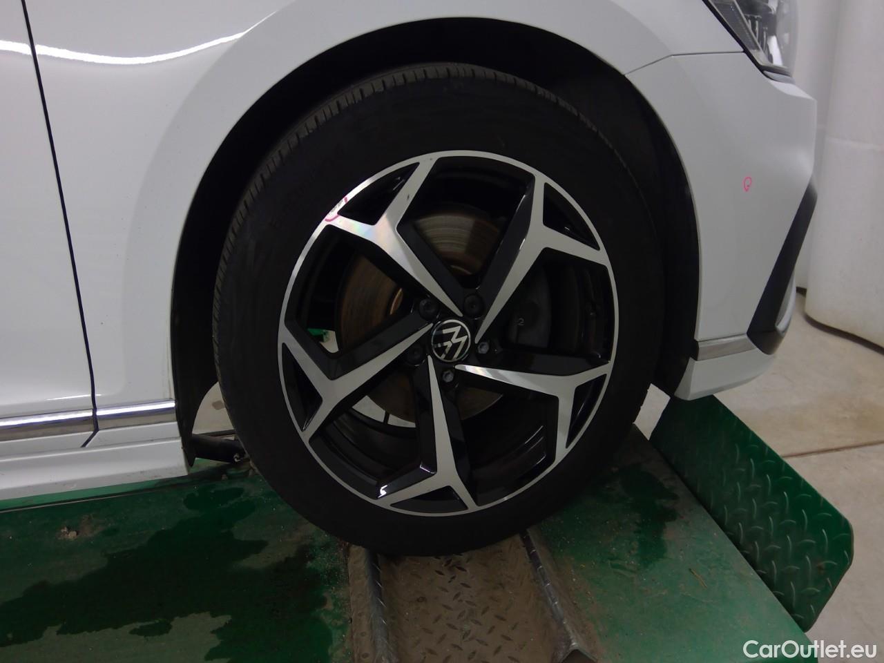  Volkswagen  Passat Pass.SC TDI 200 GT 4M Ex.E.Aut #30
