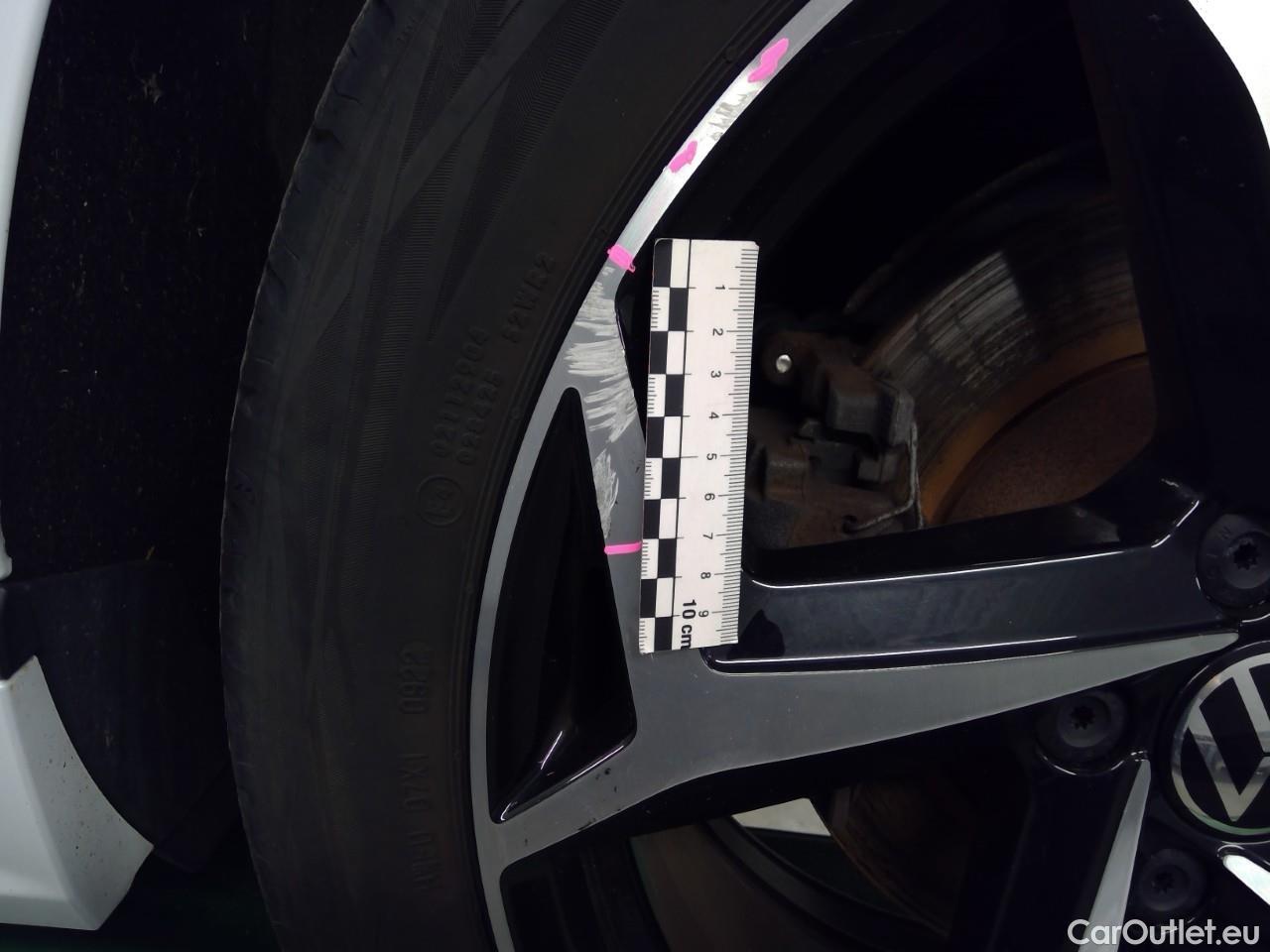  Volkswagen  Passat Pass.SC TDI 200 GT 4M Ex.E.Aut #16