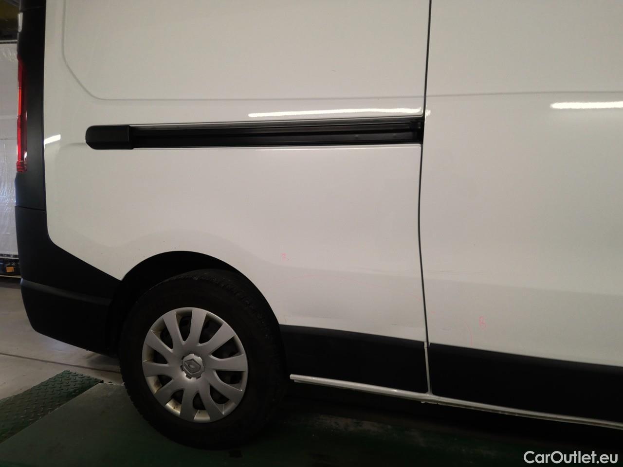  Renault  Trafic  dCi 145 L2H1 Base L. #9