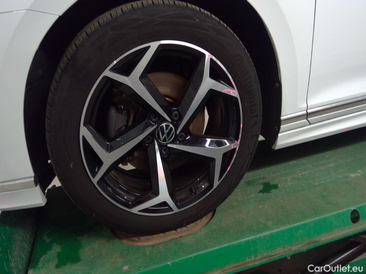  Volkswagen  Passat Pass.SC TDI 200 GT 4M Ex.E.Aut #13