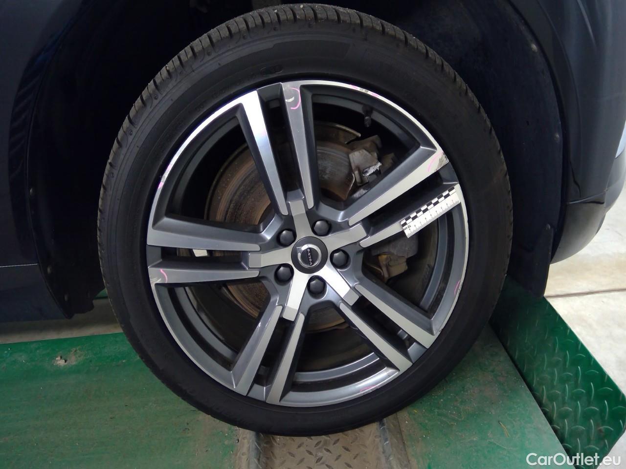  Volvo  XC60  T6 340 Ins. Rech. 4WD Aut #47
