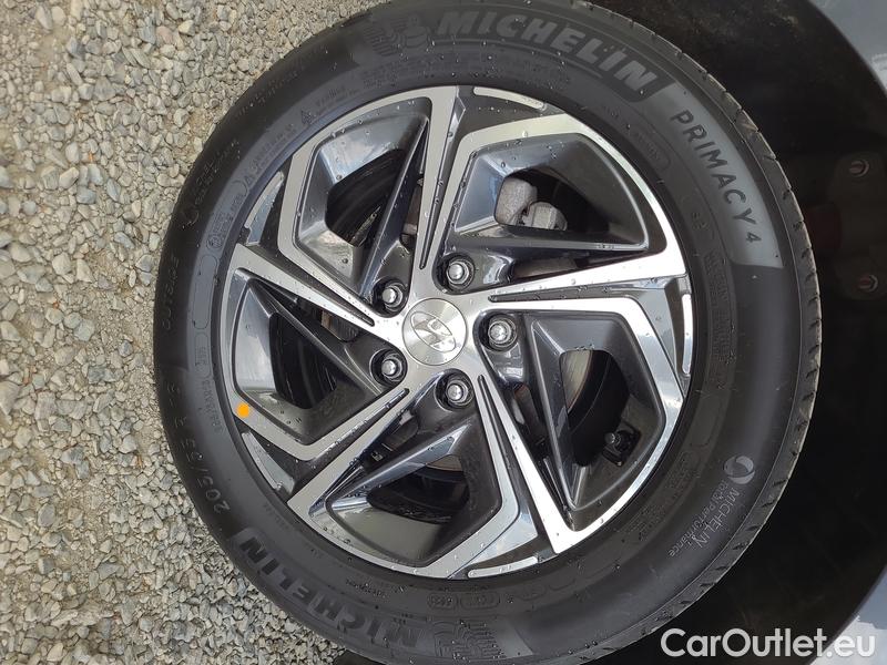  Hyundai  i30  Fastback (2018 ->)  FB 1.0TGDI 120 Smart AT #9