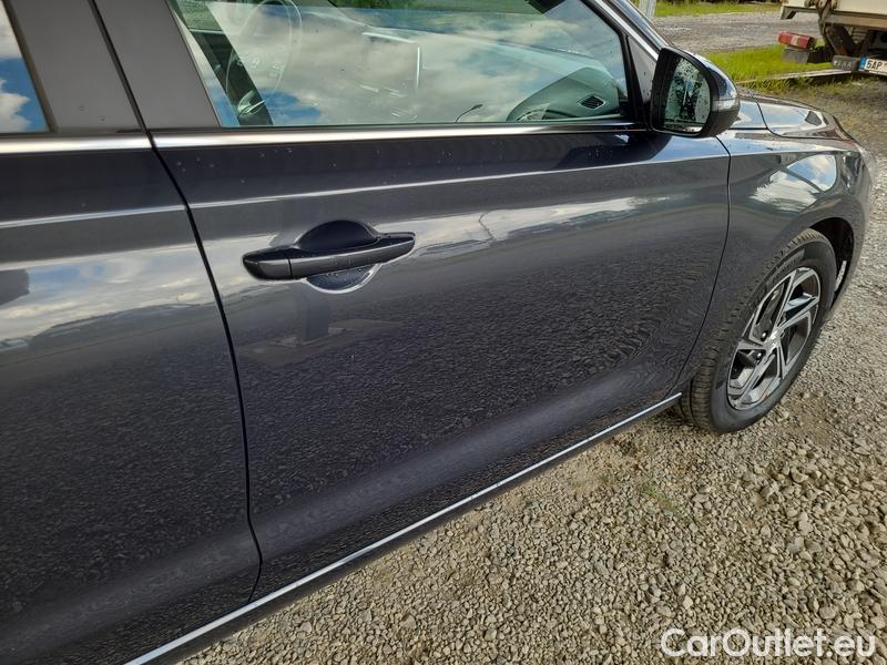  Hyundai  i30  Fastback (2018 ->)  FB 1.0TGDI 120 Smart AT #10