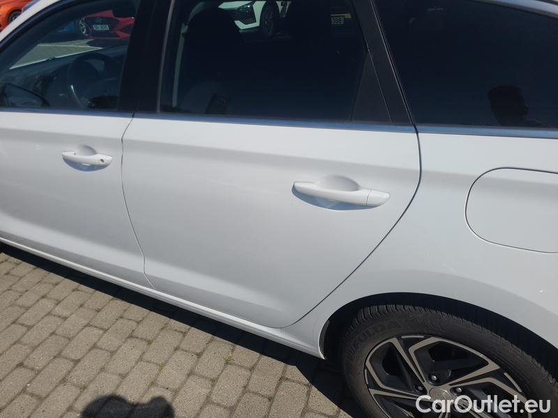  Hyundai  i30   cw (PD)(2017->)  kom.1.6CRDi 115 Smart #13