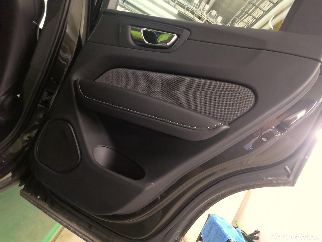  Volvo  XC60  T6 350 R-Des.Rec. AWD Aut #22