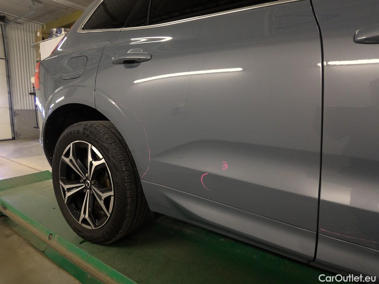  Volvo  XC60  B4 4WD Mom.Adv.Edit.Aut. #5