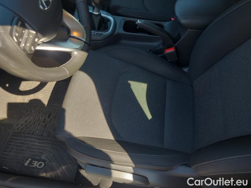  Hyundai  i30   cw (PD)(2017->)  kom.1.6CRDi 115 Smart #8