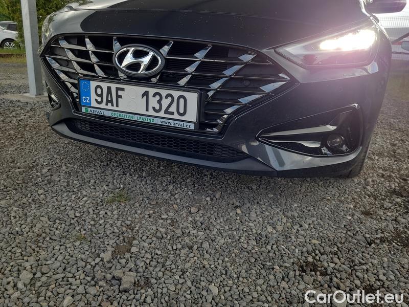  Hyundai  i30  Fastback (2018 ->)  FB 1.0TGDI 120 Smart AT #2