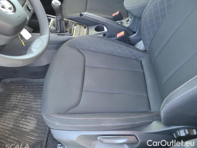  Skoda  Scala  (NW) (2019)  1.0TSI 81 Ambition 5d #6