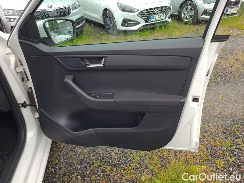  Skoda  Fabia  Combi (2015)  Com.1.0TSI 70 Style #24