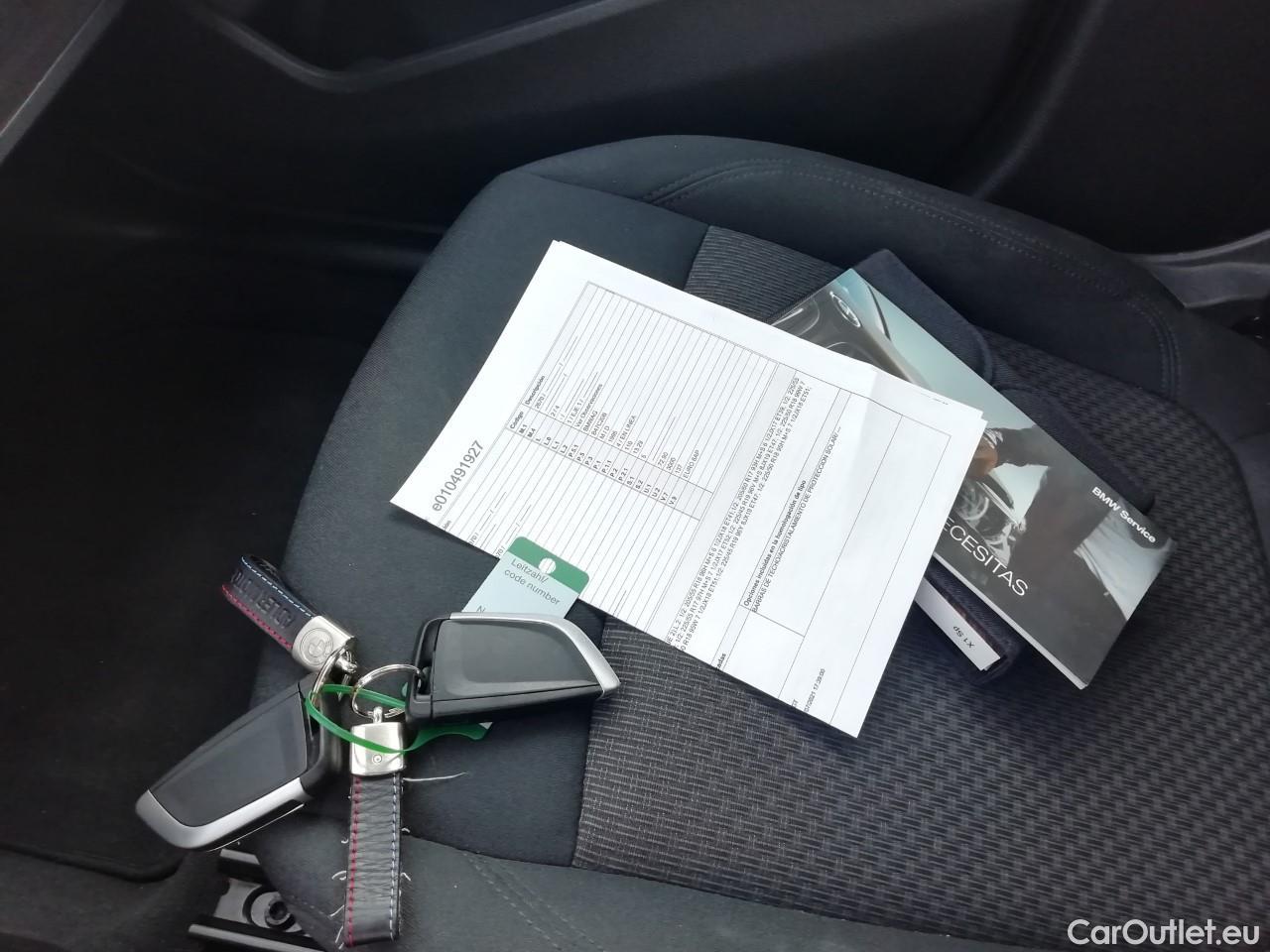  Bmw  X1 BMW  / 2019 / 5P / todoterreno sDrive18dA Corporate #1