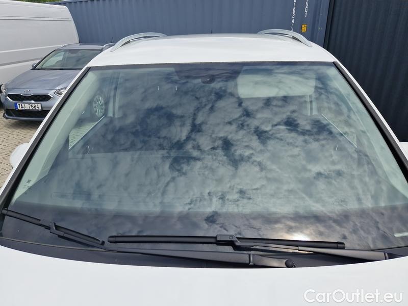  Volkswagen  Touran  (5T1)(2015)  1.5TSI 110 Highline AT #2