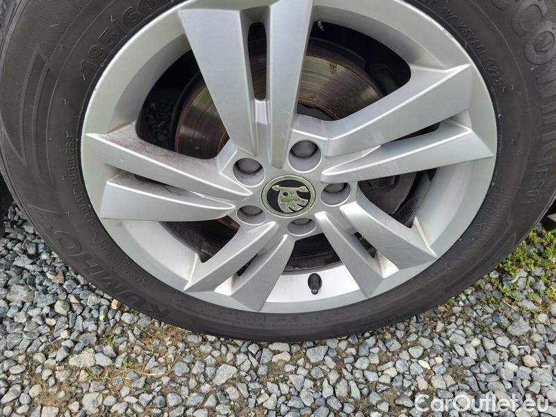  Skoda  Fabia  Combi (2015) Com.1.0TSI 70 Ambition 5d #7