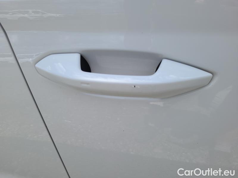  Skoda  Octavia  Lim. (NX3)(2020) Oct. 2.0TDI 110 Style AT 5d #10