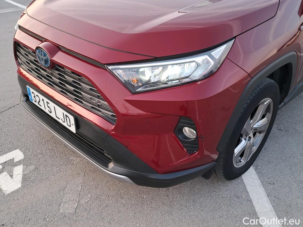  Toyota  RAV4 TOYOTA  / 2018 / 5P / todoterreno 2.5l 220H Advance Plus 4WD #14