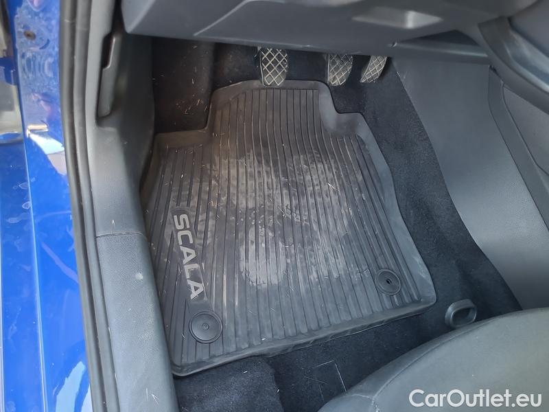  Skoda  Scala  (NW) (2019)  1.0TSI 81 Ambition 5d #4