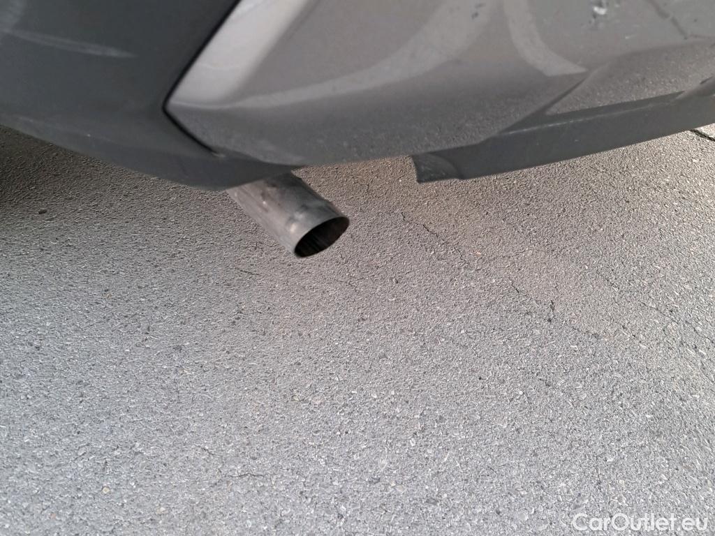  Toyota  RAV4 TOYOTA  / 2018 / 5P / todoterreno 2.5l 220H Advance Plus 4WD #13