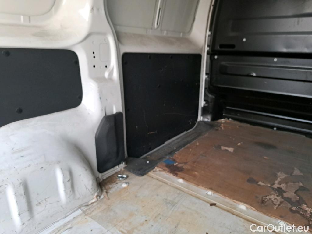  Opel  Vivaro OPEL  / 2019 / 4P / furgón 1.5 Diésel 74kW (100CV) M Inc. Express #20