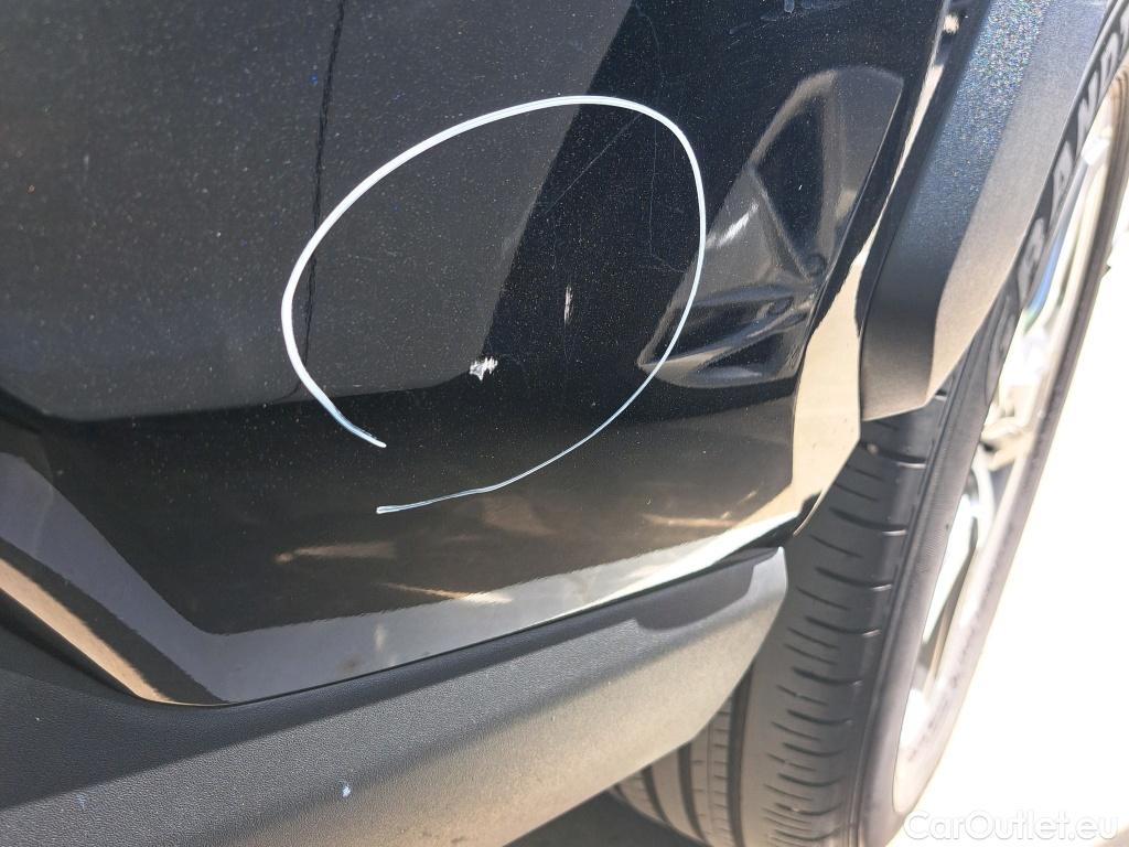  Toyota  RAV4 TOYOTA  / 2018 / 5P / todoterreno 2.5l 220H Advance #29