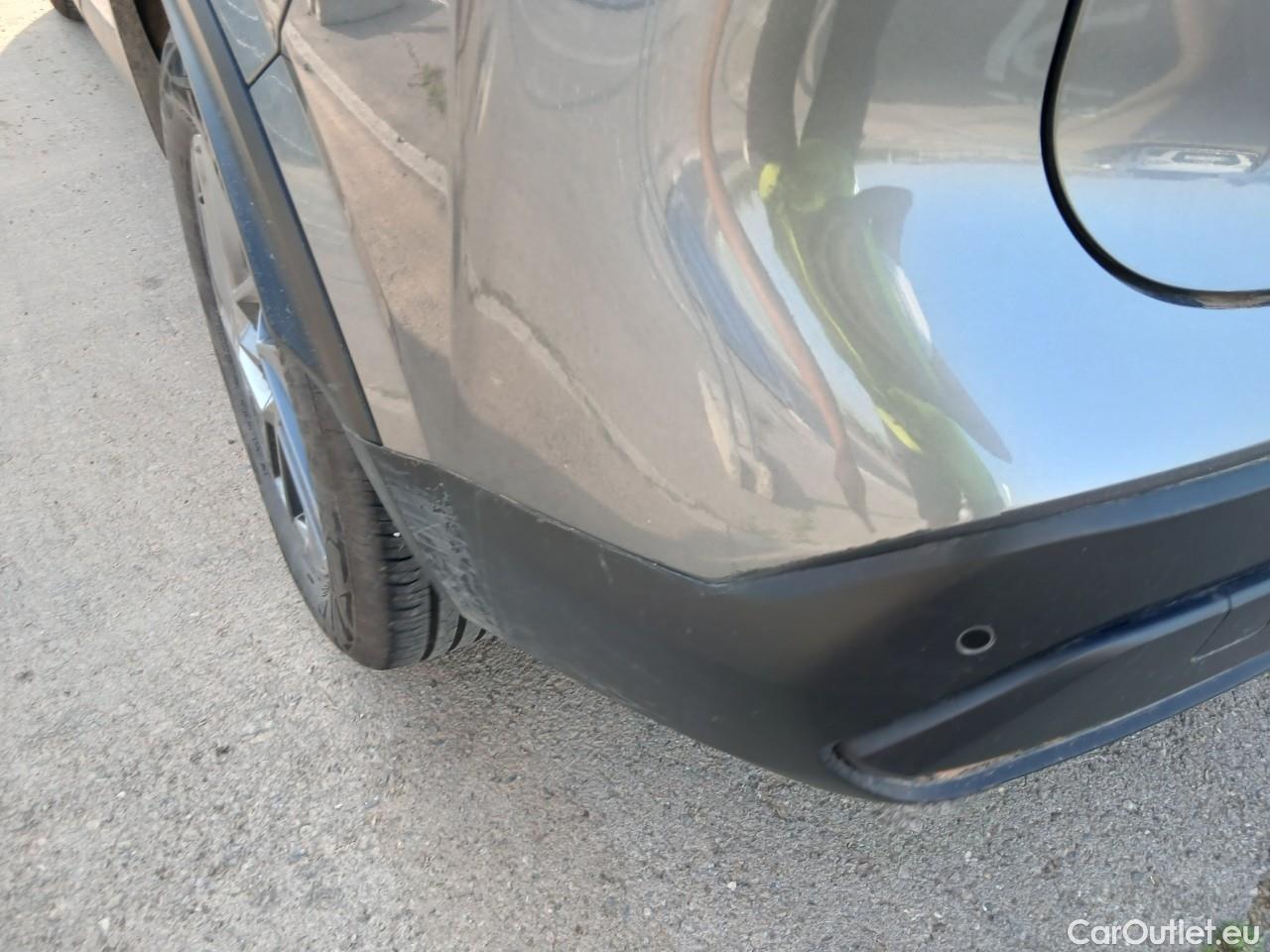  Land Rover  Discovery NISSAN QASHQAI / 2021 / 5P / todoterreno DIG-T 103kW (140CV) mHEV 4x2 Acenta #4
