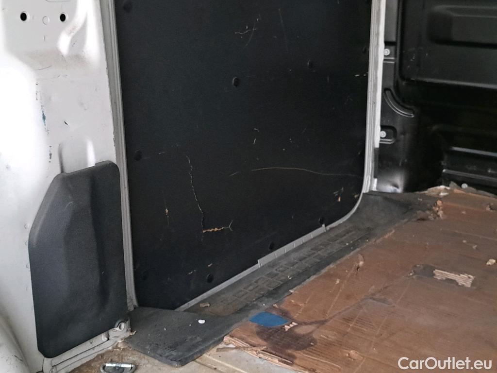  Opel  Vivaro OPEL  / 2019 / 4P / furgón 1.5 Diésel 74kW (100CV) M Inc. Express #21
