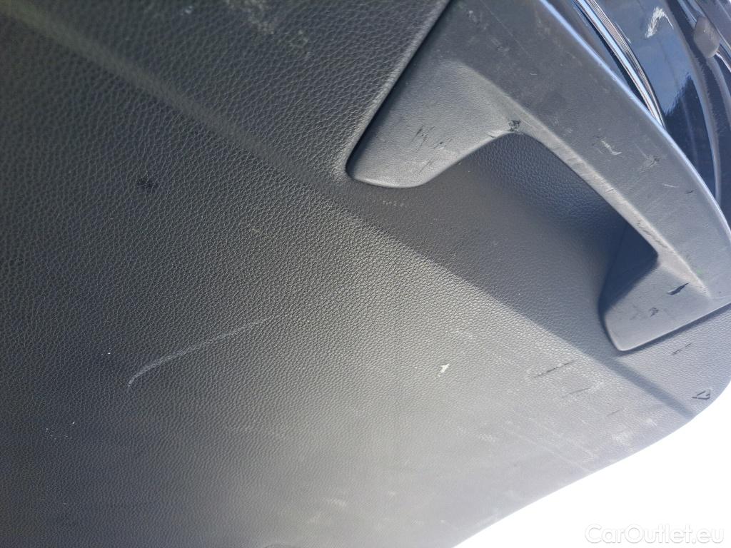  Toyota  RAV4 TOYOTA  / 2018 / 5P / todoterreno 2.5l 220H Advance #22