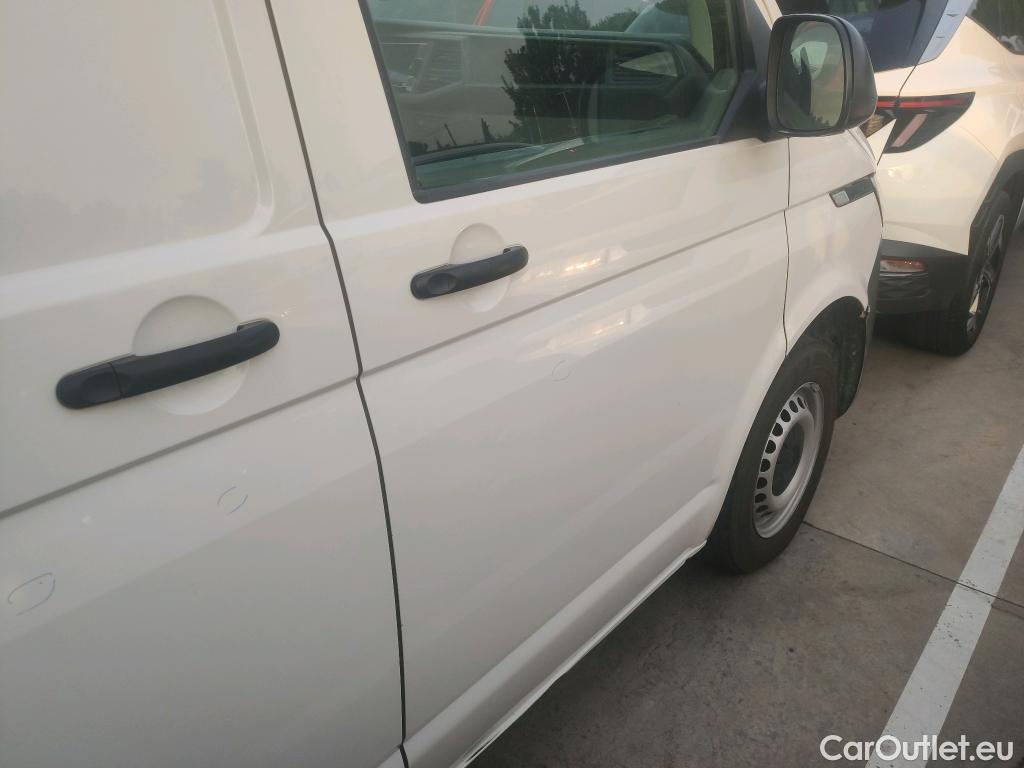  Land Rover  Discovery VOLKSWAGEN Transporter / 2020 / 4P / furgón Furgón Corto TN 2.0 TDI 110kW 4MO #27