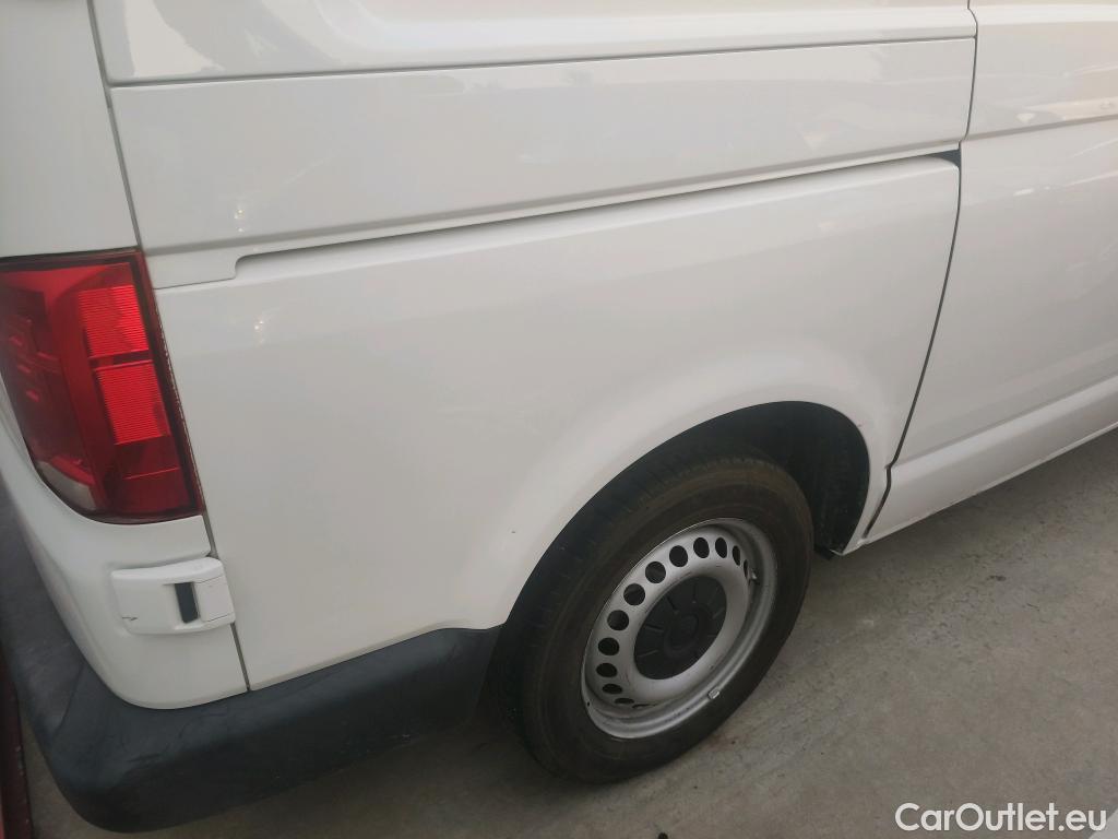  Land Rover  Discovery VOLKSWAGEN Transporter / 2020 / 4P / furgón Furgón Corto TN 2.0 TDI 110kW 4MO #23