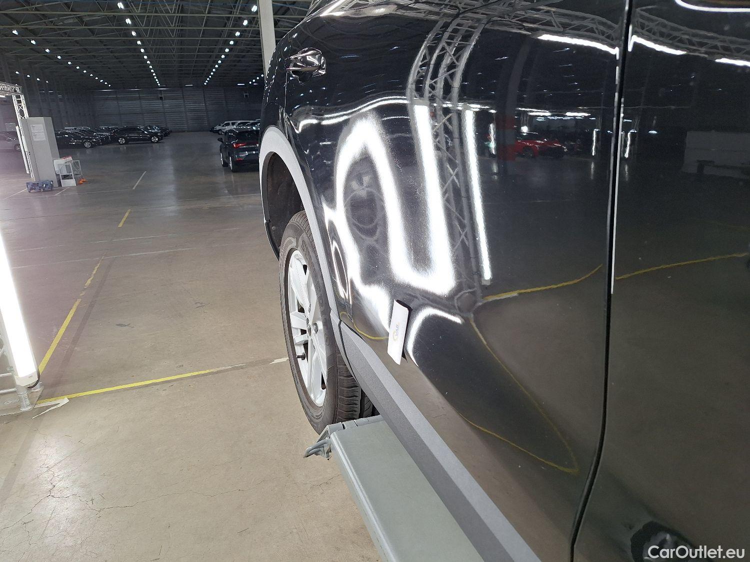  Audi  Q3 Audi,  '18, Audi  35 TDI S Tronic Business Edition 5d #10