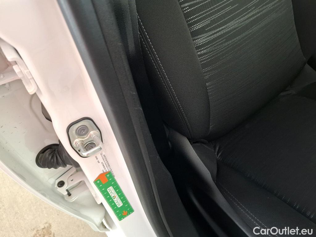  Peugeot  208  Affaire Premium Pack 1.5 HDi 100CV BVM5 E6dT #21