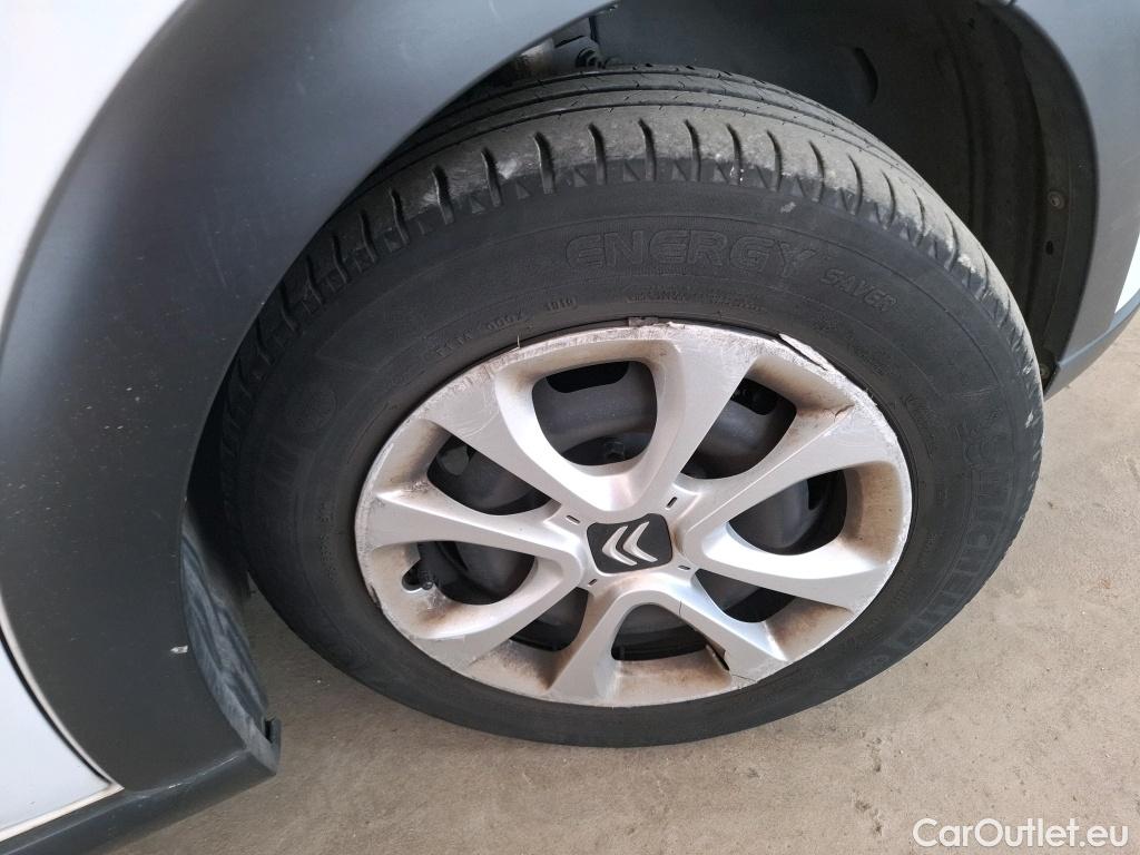  Citroen  C3  Société Feel Nav 1.2 PureTech 80CV BVM5 E6d #26