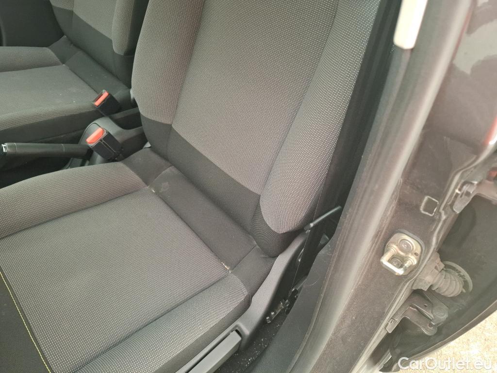 Citroen  C3  Shine Business 1.2 PureTech 110CV BVA6 E6d #3