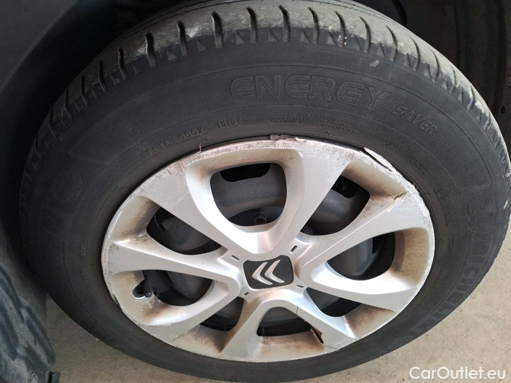  Citroen  C3  Société Feel Nav 1.2 PureTech 80CV BVM5 E6d #27