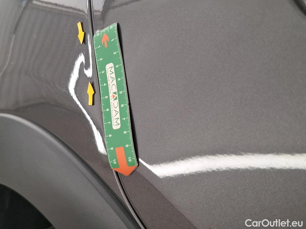  Citroen  C3  Shine Business 1.2 PureTech 110CV BVA6 E6d #6