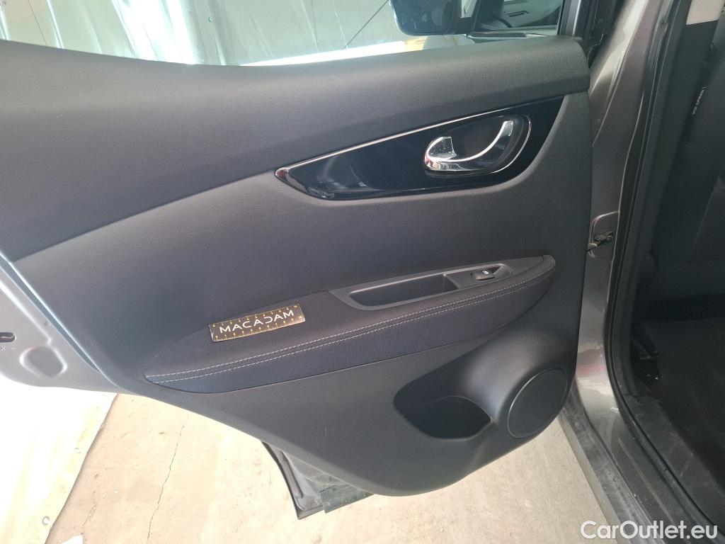  Nissan  Qashqai NISSAN  / 2017 / 5P / Crossover 1.5 DCI 115 DCT Business Edition #16
