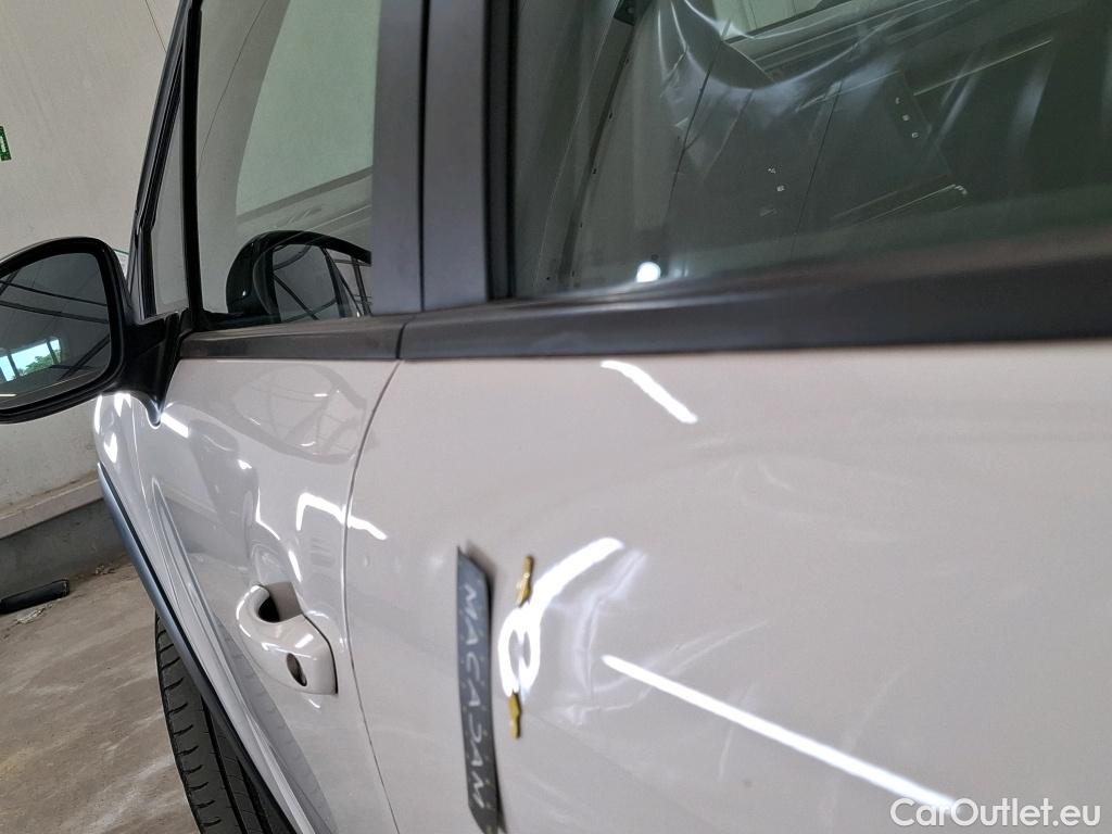  Citroen  C3  Société Feel Nav 1.2 PureTech 80CV BVM5 E6d #21
