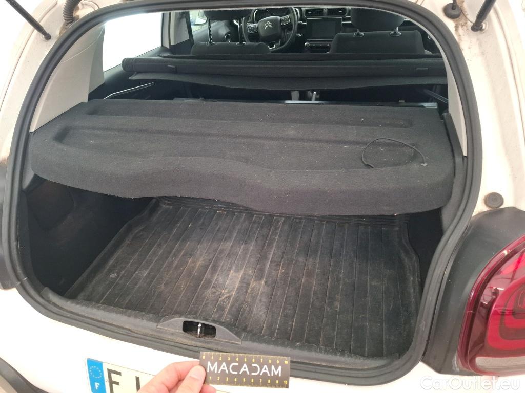  Citroen  C3  Société Feel Nav 1.2 PureTech 80CV BVM5 E6d #11